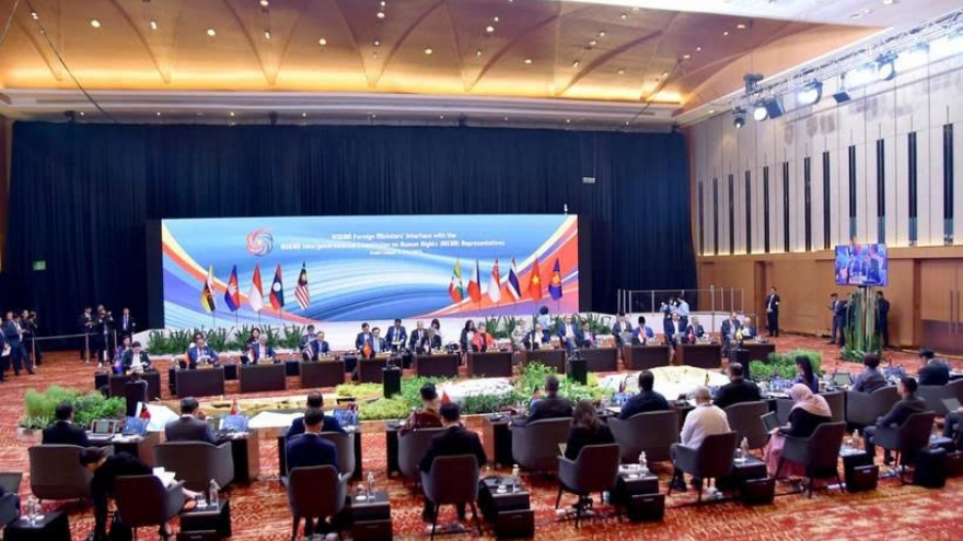Vietnam promotes comprehensive approach to human rights in ASEAN